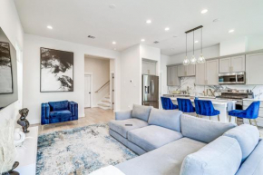 Luxe Houston Townhome with Balcony!